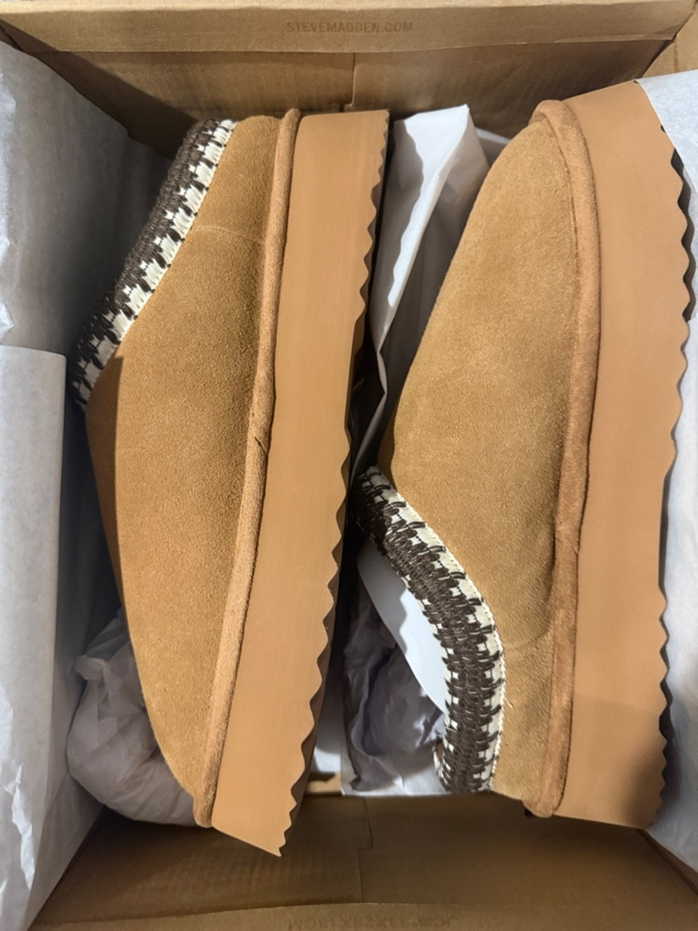 Steve Madden Tan Platform Slip-Ons - Brand New